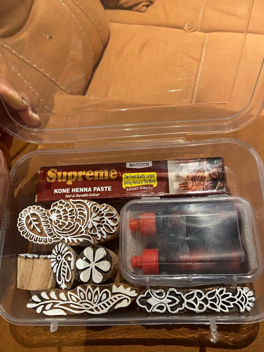 Supreme Dulhan Natural Kone Henna Paste Maroon With Combo Pack 4 Mehndi Design Shape Pack of 1